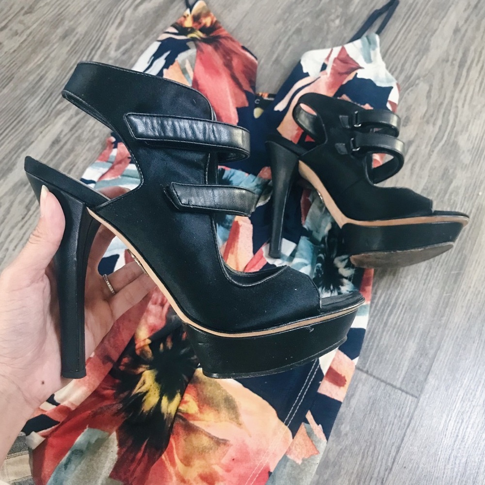 Bebe Double Strapped Platform Heels Size 6